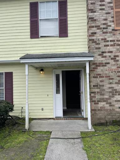 Main picture of 6895 Shahid Row