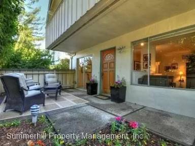 Main picture of 535 Tyndall St