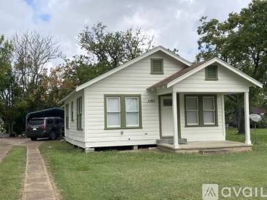 Main picture of 1167 State Highway 239 E