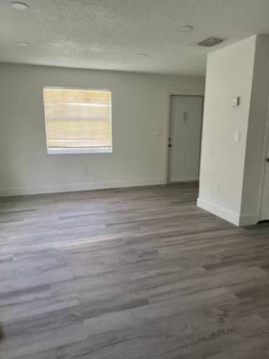 Main picture of 2836 NW 90th St