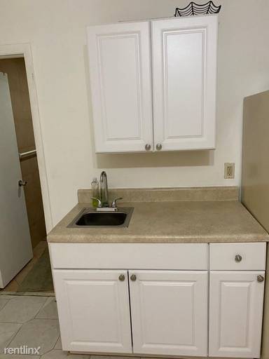 Main picture of 13832 Kendale Lakes Dr