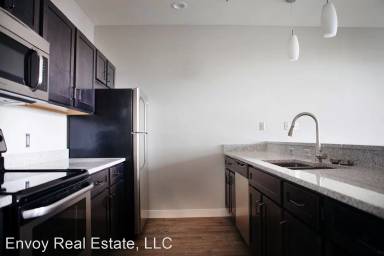 Main picture of 101 N Union St