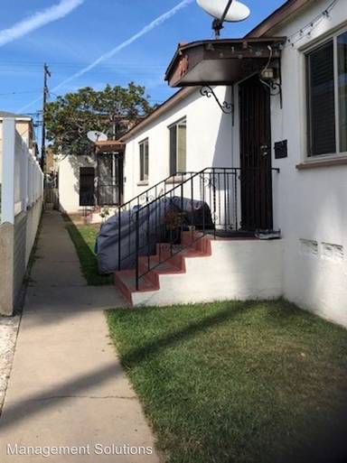 Main picture of 942-956 Felspar St