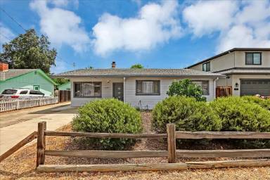 Main picture of 1406 Hampton Dr