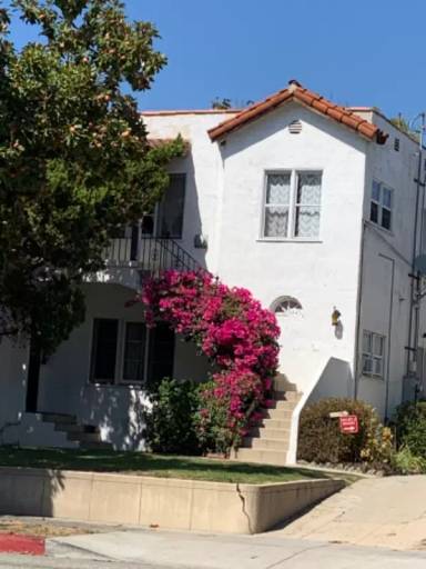 Main picture of 1455 E Wilson Ave