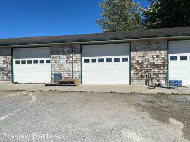Main picture of 2464 E Blackburn Rd