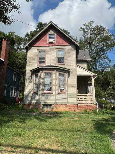 Main picture of 411 High St