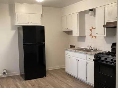 Main picture of 812 Howell St