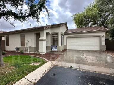 Main picture of 1191 S Emmett Dr