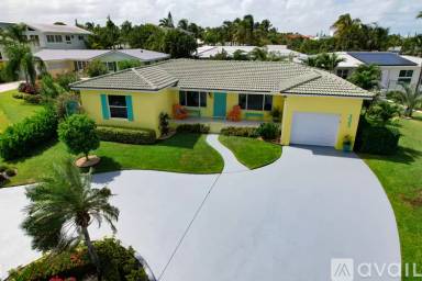 Main picture of 333 Ocean Dr