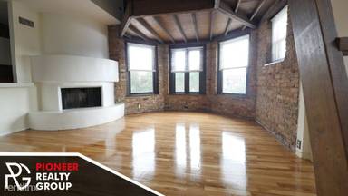 Main picture of 3001 N Broadway St