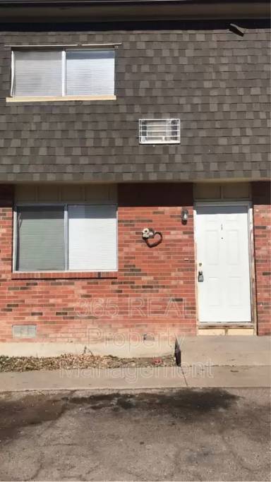 Main picture of 700 37th Ave