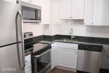 Main picture of 872-911 Massachusetts Ave Apartments