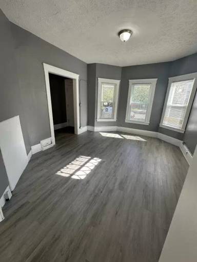 Main picture of 2808 Woodbridge Ave