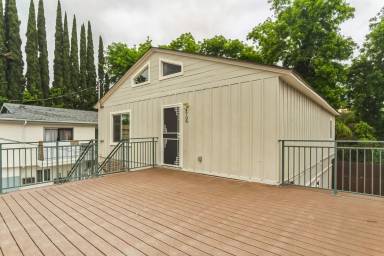 Main picture of 4708 Orion Ave