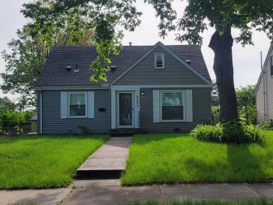 Main picture of 6005 Logan Ave S