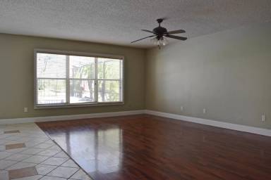 Main picture of 15151 Moultrie Pointe Rd