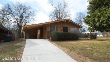 Main picture of 1866 Dennison St