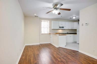 Main picture of 714 Broad St