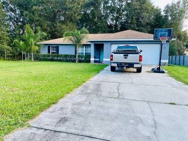 Main picture of 6320 NW 61st St