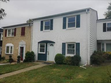 Main picture of 8825 Fairhaven Ave