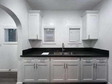 Main picture of 1409 Gaviota Ave
