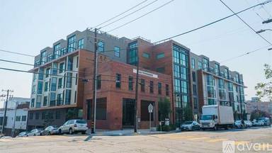 Main picture of 815 Tennessee St