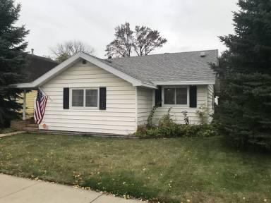 Main picture of 815 1st Ave W