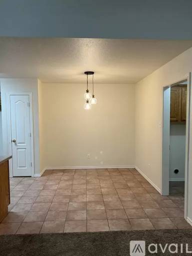 Main picture of 748 Stribling Cir