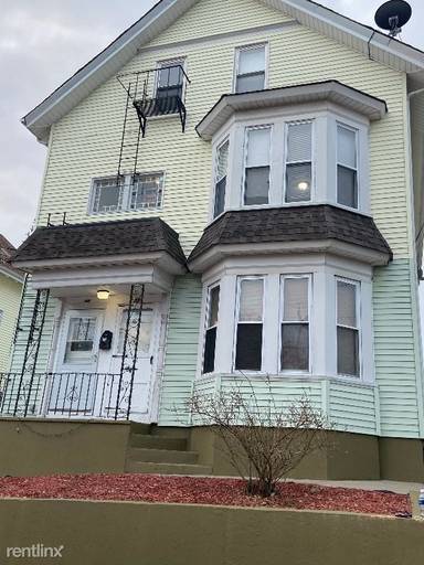 Main picture of 48 Highland St