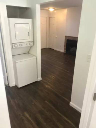Main picture of 2914 Straus Ln