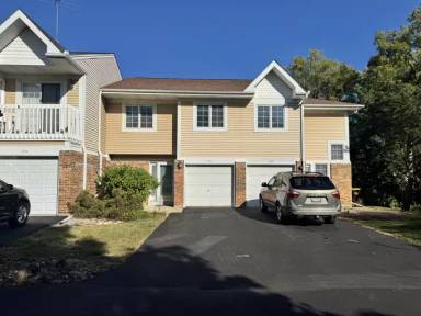 Main picture of 1407 Oakleaf Ln