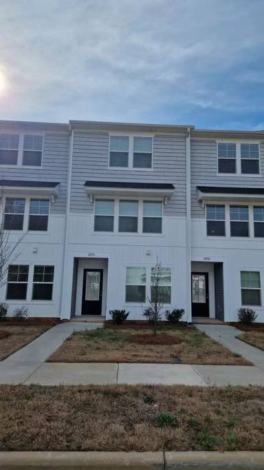 Main picture of Brand New Townhome | 3 BR/3.5BA | 1-Car Garage | Near Downtown Mooresville