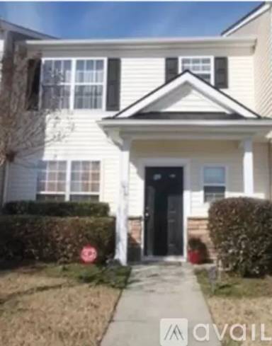 Main picture of 904 Cinnamon Dr
