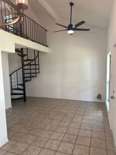 Main picture of 1300 Louise St