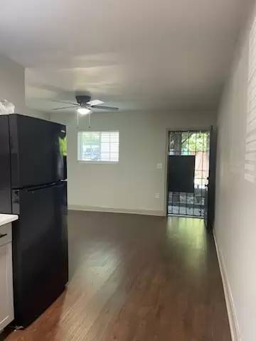 Main picture of 530 Lindsay St NW