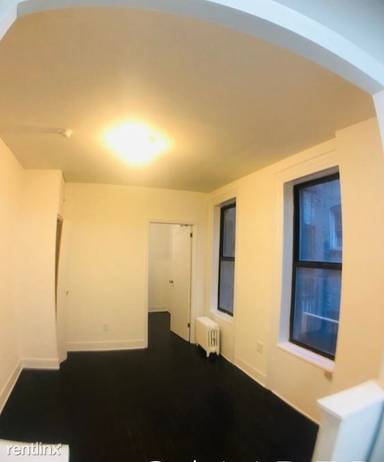 Main picture of 1427 York Ave