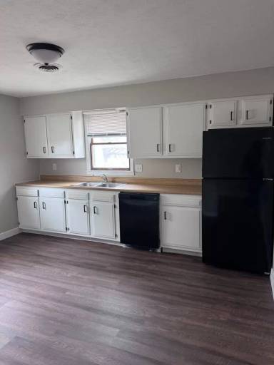 Main picture of 4301 S 6th St