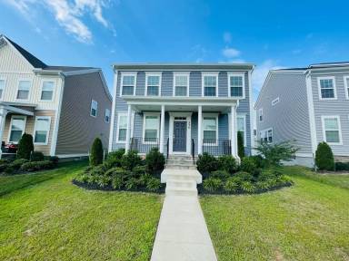 Main picture of 336 Boxelder Dr