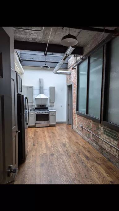 Main picture of 155 Chandler St