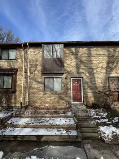 Main picture of 7005 Knighthood Ln