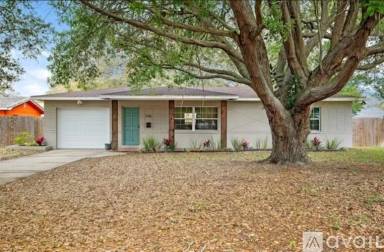 Main picture of 935 62nd Pl S