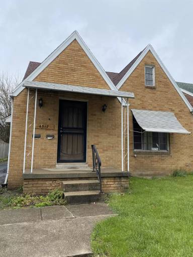 Main picture of 4517 Douglas Rd