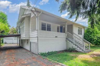 Main picture of 8438 12th Ave SW