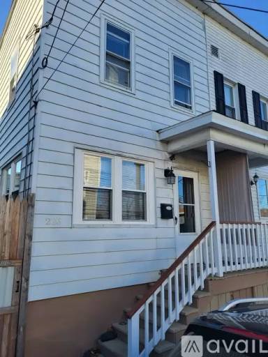 Main picture of 226 Green St