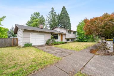 Main picture of 14240 SE Taylor Ct