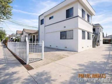 Main picture of 1224 S Normandie Ave