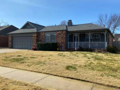 Main picture of 3800 S Dogwood Ave