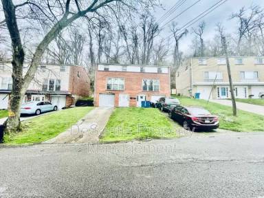 Main picture of 445-447 Idlewood Rd