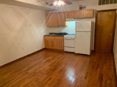 Main picture of 1003 S 3rd St
